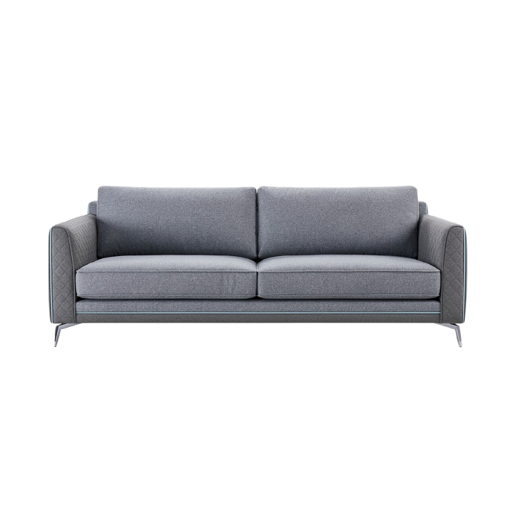Moderne grijze bank met elegante stoffen bekleding en minimalistisch ontwerp